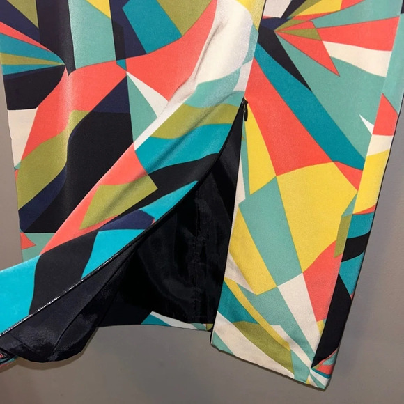 Worthington skirt - multicolored geometric print pencil skirt - Picture 3 of 9